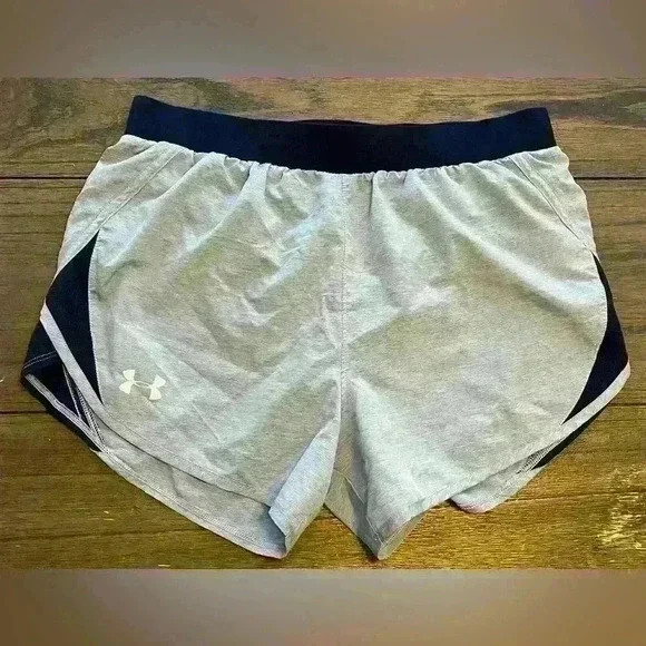 Under Armour Running Shorts Womens size Small - Picture 1 of 3